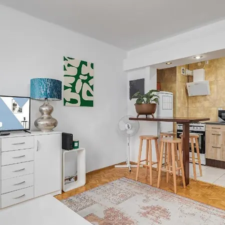 Apartment Grzybowska 9 By Nyx Warsaw